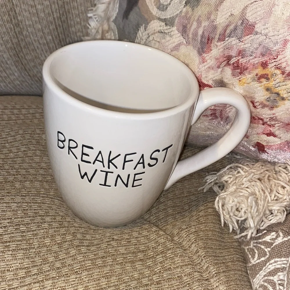🤍🖤🤍NWT Breakfast Wine Large Ceramic Mug - Picture 1 of 8